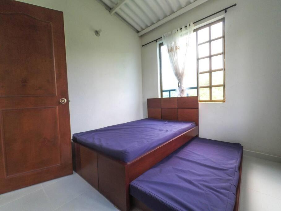 Casa Familiar Y De Descanso Villa Lorenza - Apulo Cund. Экстерьер фото